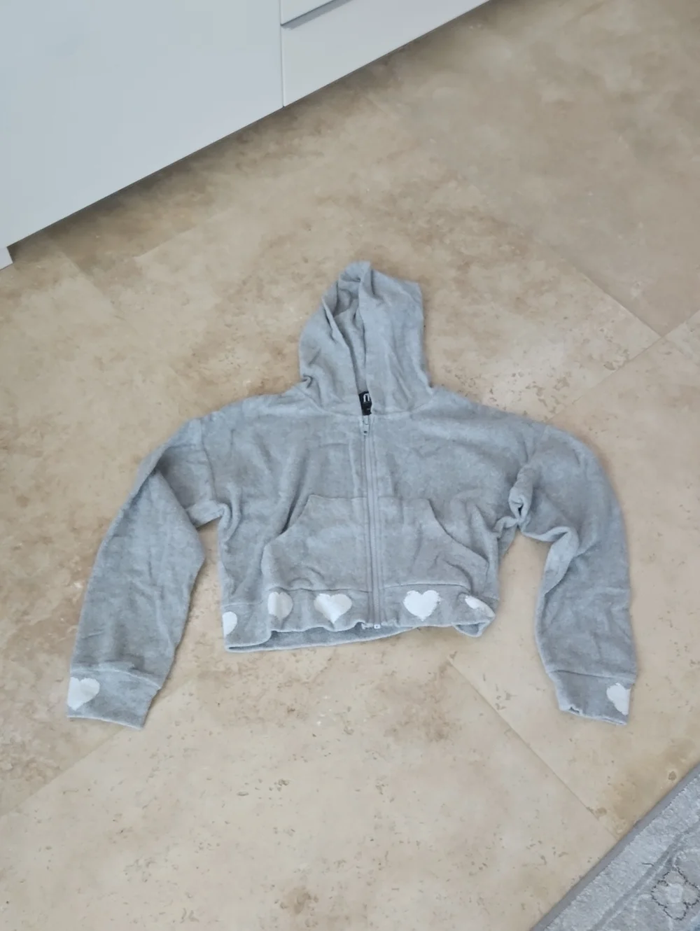 FBZ Flowers By Zoe Kids Gray Heart Cropped Hoodie - Brand Unknown